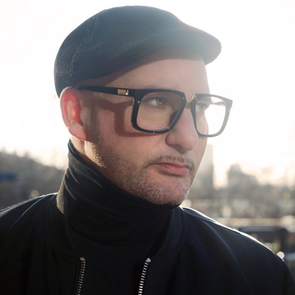 Yan Valer