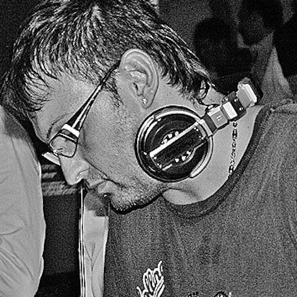 Simon Pagliari